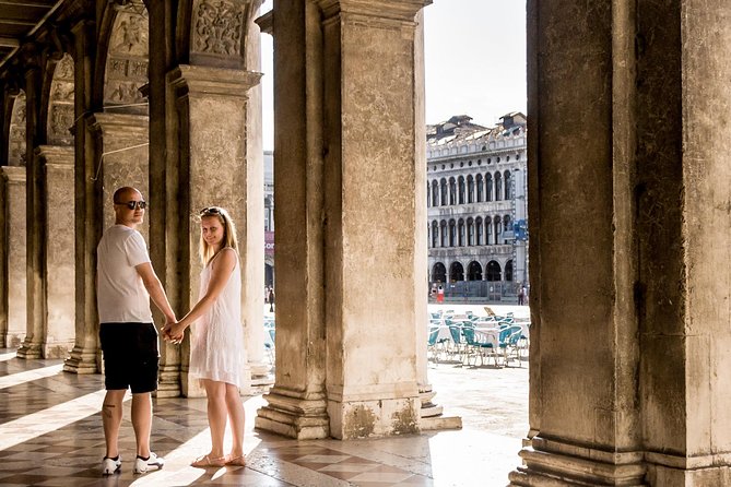 Private Photo Shoot & walking tour - Price and value: is $636.68 per person worth it?