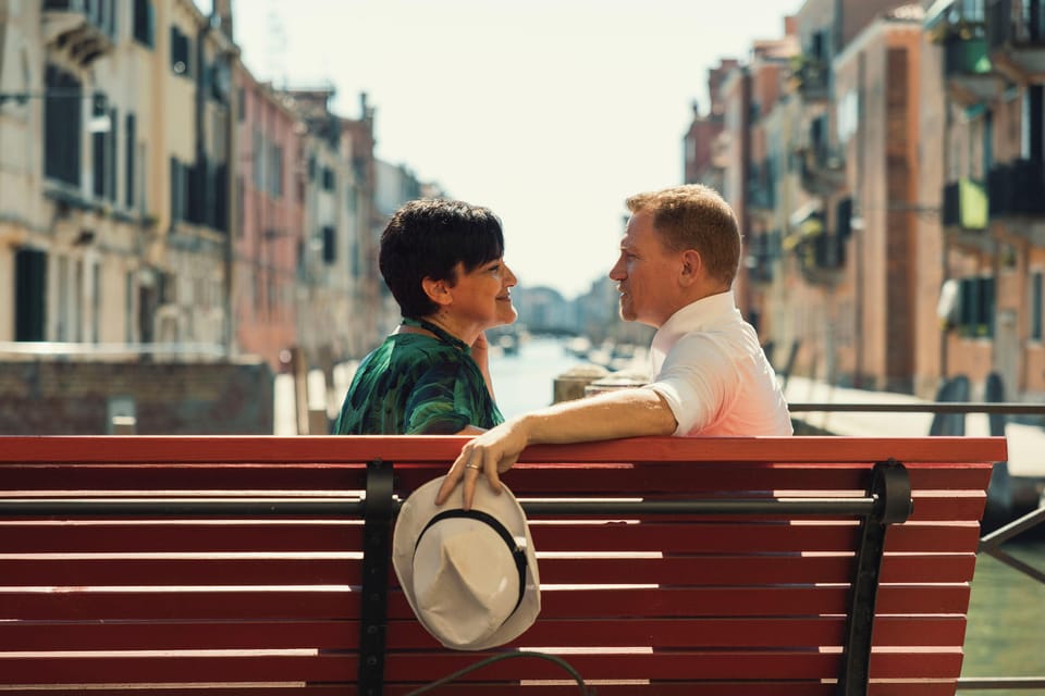 Private Photoshoot of Your Gondola Ride in Venice - Who this is best for (and who might skip it)