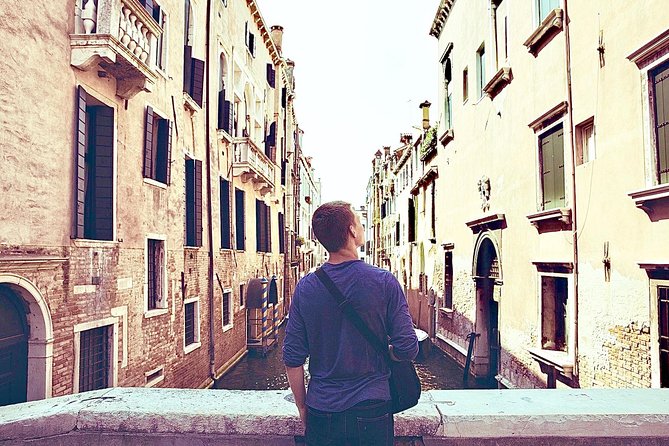 Private Tour: Venice Art and Architecture Walking Tour - How the guide ties it all together (this is the real product)