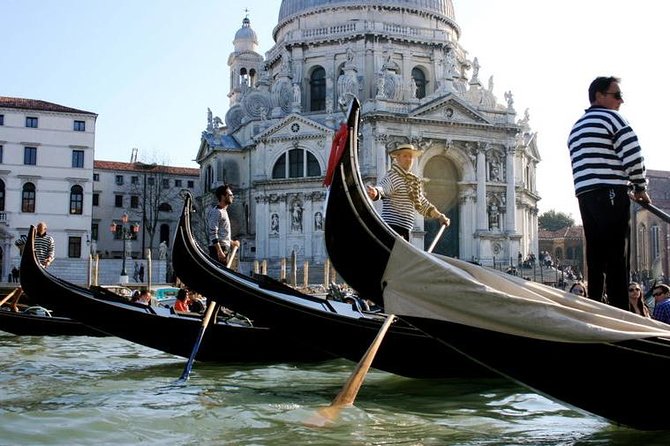 Private Tour: Venice Gondola Ride with Serenade - Price and what you’re actually buying