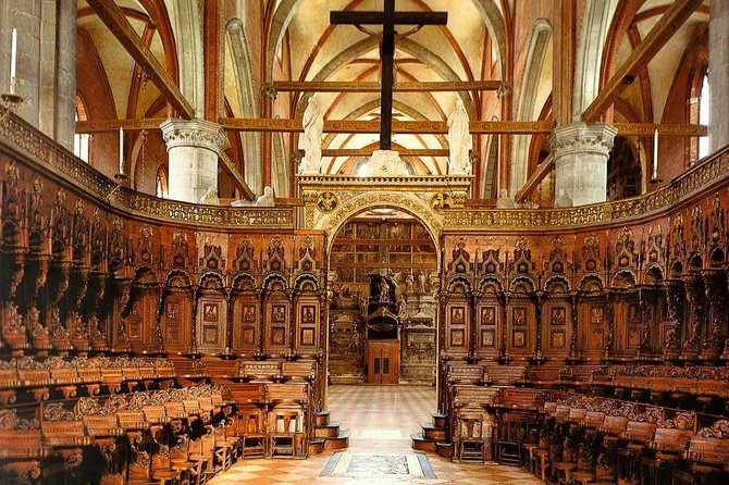 Private Tour: Venice Rialto Market, San Polo and Frari Church Walking Tour - Frari Church in a 20-minute stop: Gothic exterior, art, and what tickets change