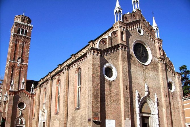 Private Tour: Venice Rialto Market, San Polo and Frari Church Walking Tour - Rialto Market: fish, produce, and why this place matters more than the photos