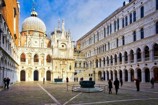 Private Tour: Venice Walk, Gondola, and Private Boat Tour ending on Murano Island with Venetian Lunch and Glass Factory Visit - Price and value: what you’re really paying for