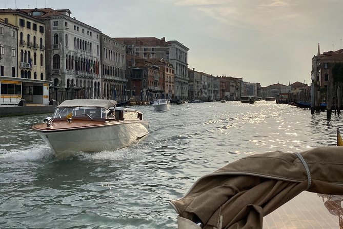 Private transfer from hotel in Venice To VCE airport - Bags, Timing, and Group Size: Fit and Flow