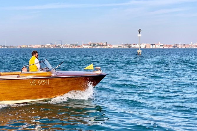 Private Transfer from Venice Airport to Hotel in Venice City Center - Price and value: what you’re paying for in Venice