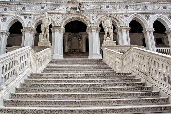 Private Venice City Tour and Gondola Ride - Price and value at $332.34 per person