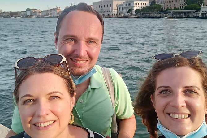 Private Venice Tour with a Local, Highlights & Hidden Gems, 100% Personalised - The Last Bridge Without Railings: Venice Old-School Water Access