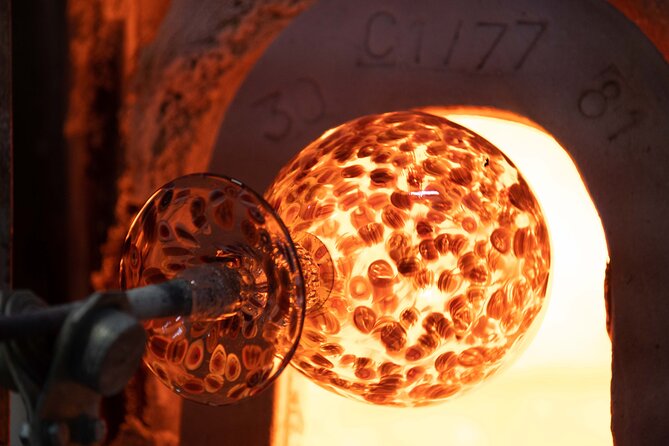 Private Venice walking tour plus Murano island lunch and glass factory visit - Walking Venice without getting lost: how the guide changes everything