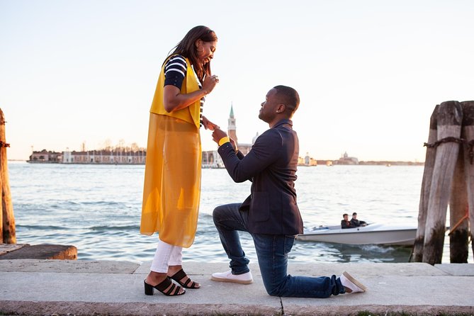 Proposal Photographer in Venice - Basilica di San Marco: Details That Turn Photos Romantic