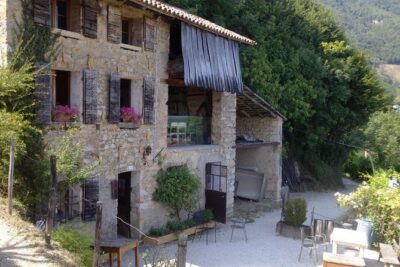 Prosecco Wine Tour. Full day from Venice - Winery stop #1: family-run welcome and the tastings that set the tone