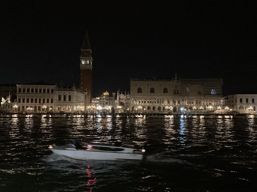 Punta Sabbioni - Venice at Sunset: Boat Tour with Aperitif - The 3.5-hour timeline: sail first, Venice second
