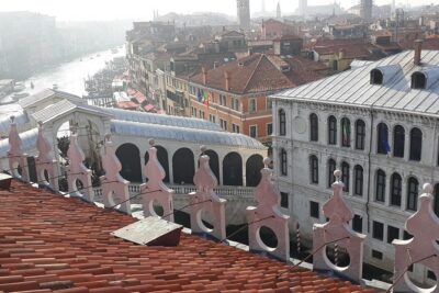 Rialto Food Tour With View - Stop 1: Ponte di Rialto in about 10 minutes