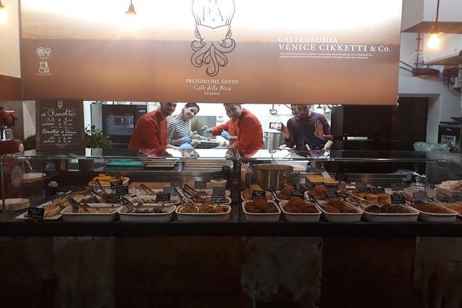 Rialto Food Tour With View - Stop 3: T Fondaco dei Tedeschi by DFS for a Venice-view win