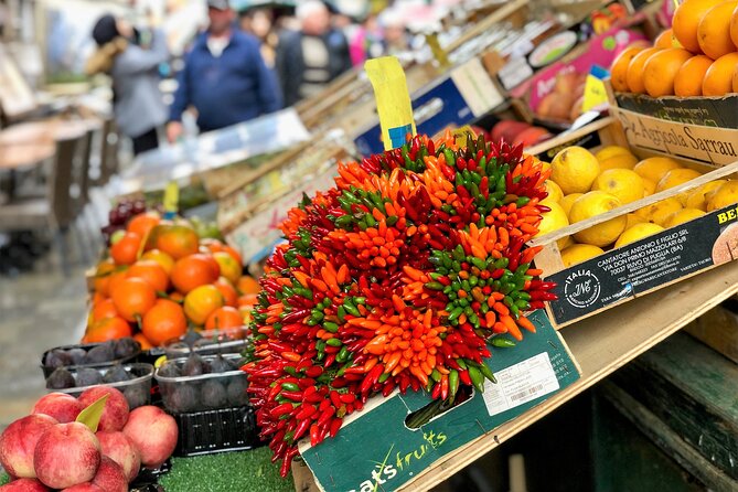 Rialto Market & Seafood Cooking Class in Murano - Canal Grande by gondola ferry: a short taste of Venetian transit