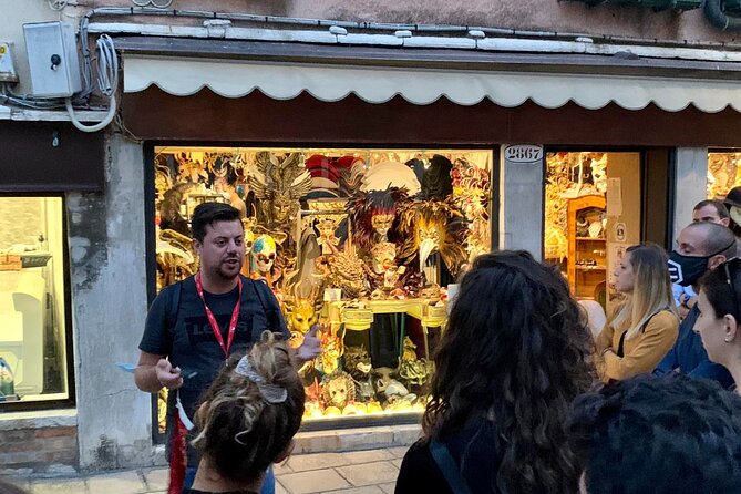 Secret Venice, an unusual walk - Private Walking Tour - Why this Secret Venice walk feels different from the usual highlights