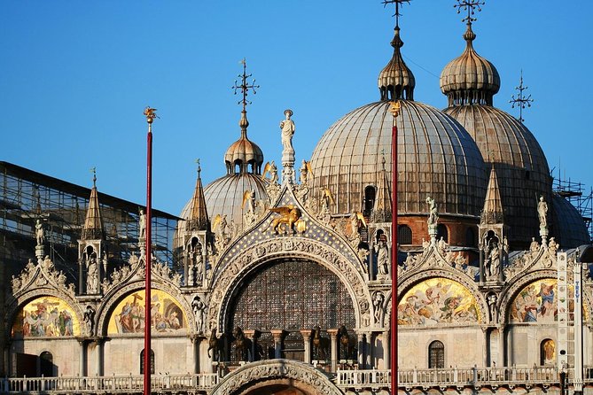 Skip the Line: Best of Venice Private Tour Including San Marco Doges' Palace and Gondola Ride - Food break thoughts: lunch is not included, so use your guide well