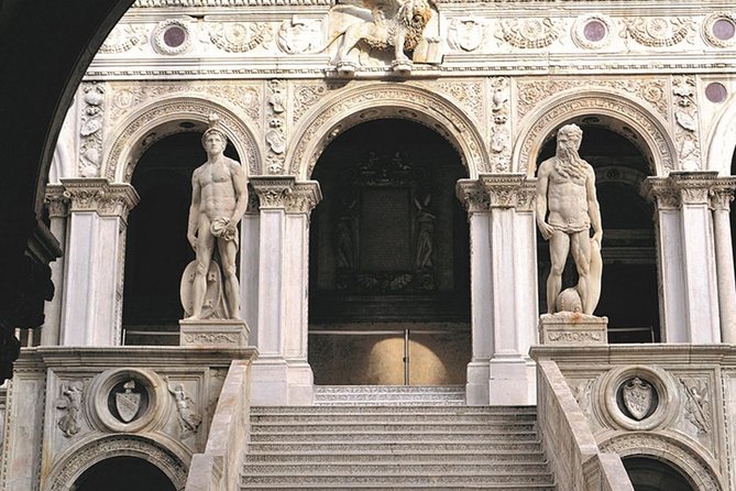 Skip the Line: Doge's Palace Guided Tour in Venice - Skip-the-line priority: what it fixes, and what it can’t