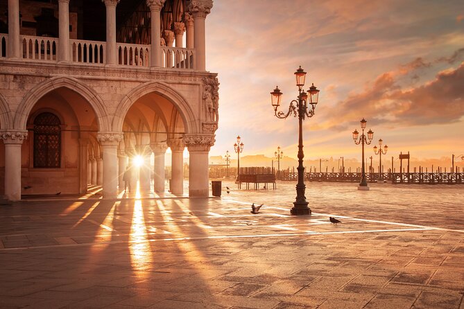 Skip-the-Line: Doge's Palace & St. Mark's Basilica Fully Guided Tour - How this skip-the-line combo saves your Venice day