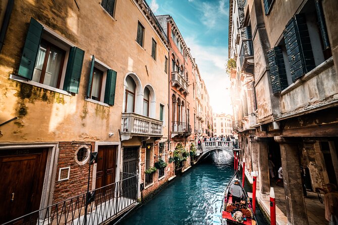 Small Group Tour to Venice departing from Abano Terme - San Polo and bacari culture: where the day turns into real Venice