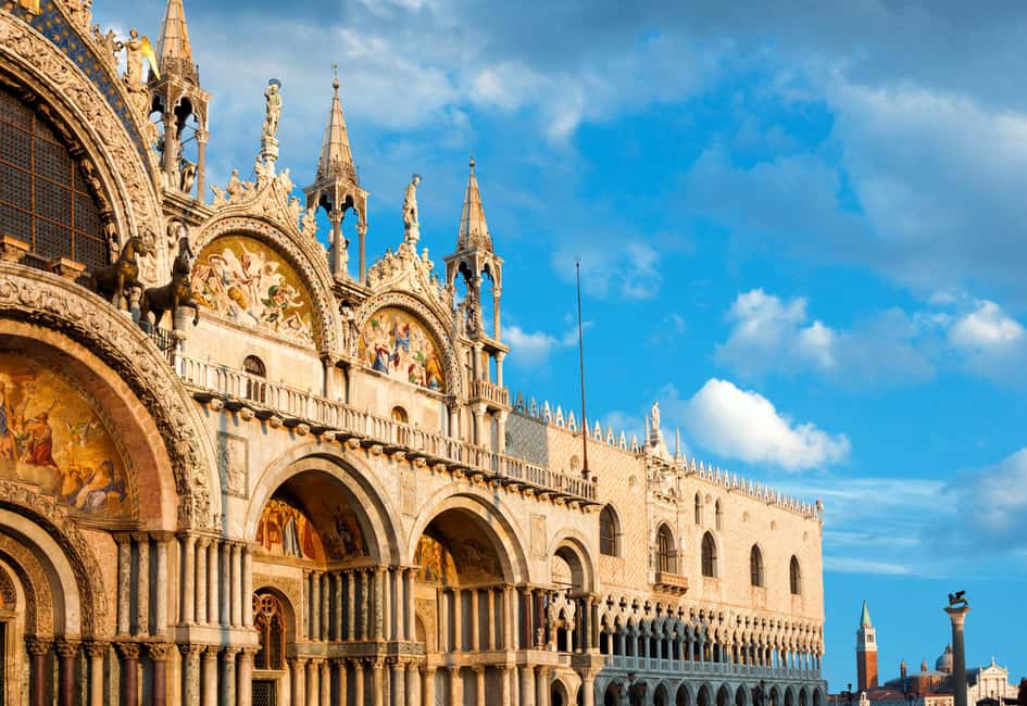 St Mark's Basilica and Doge's Palace Priority Entry Ticket - Guided tour or audio guide: how you’ll experience the story