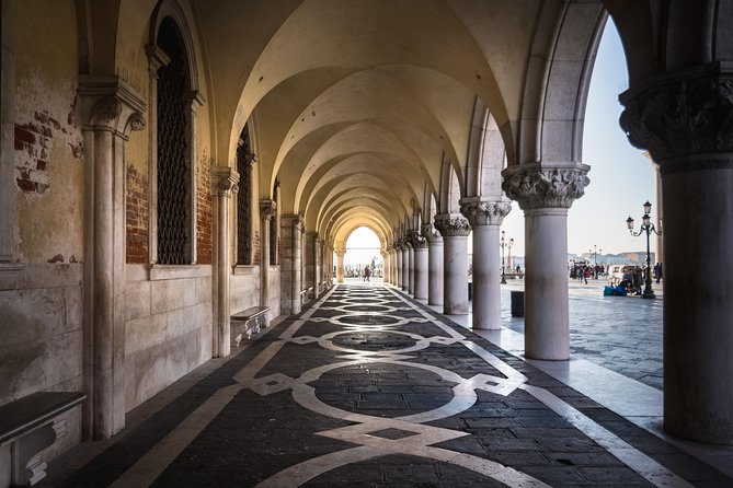 St. Mark's Basilica & Doge Palace + Murano, Burano Guided Tour - Burano: lace island colors, plus the demo reality