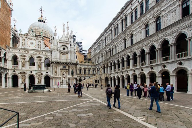 St Mark's Basilica & Doge's Palace with Secret Passages Access - Why Doge’s Palace Secret Itineraries feel like the real Venice