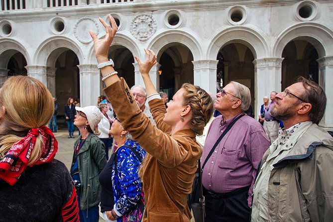 St Mark's Basilica & Doge's Palace with Secret Passages Access - Meeting point and what to do before you go