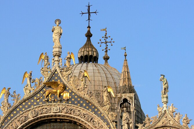 St. Mark’s Basilica Guided Tour with Venice Canals Gondola Ride - Bridge of Sighs: why that stop feels different from pictures
