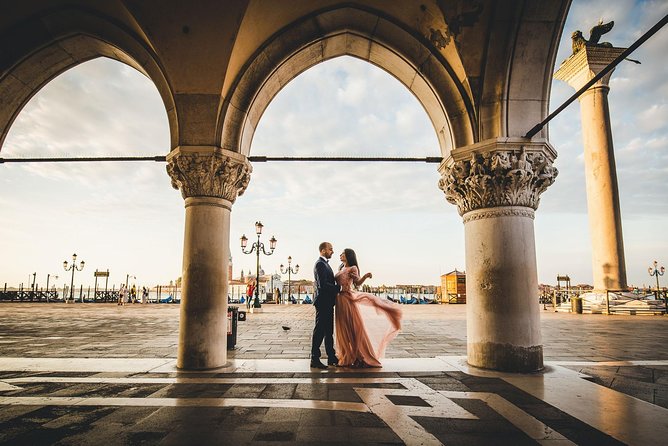 Sunrise Couple Photoshoot Tour - The route after San Marco: calli, corners, and built-in variety