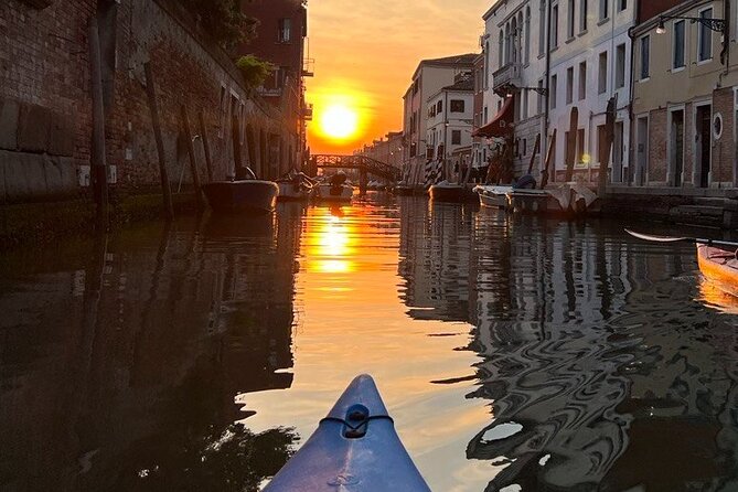 Sunset Kayak Tour in Venice: Discovering the City’s Canals - Why Sunset Kayaking in Venice Beats the Usual Water Views