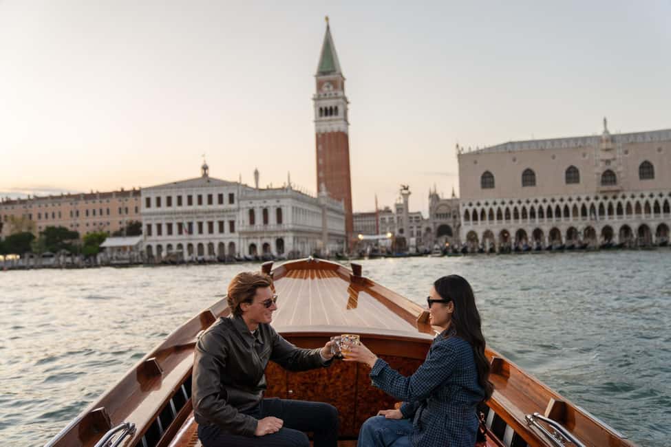 Sunset Serenity Cruise in the Venice Lagoon - How to time your sunset and get photos without turning it into work