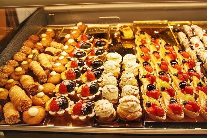 Tasty Street Food Tour of Venice City Center with Cicchetti & Local Specialties - Stop 1: Ponte di Rialto, the Grand Canal’s Oldest Bridge