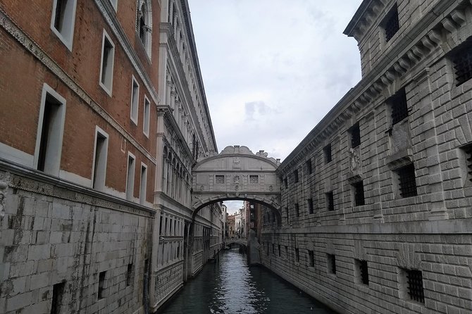 The Best of Venice and Murano with Saint Mark's Private Tour - Meeting point and pickup: get this right and the day goes smoothly
