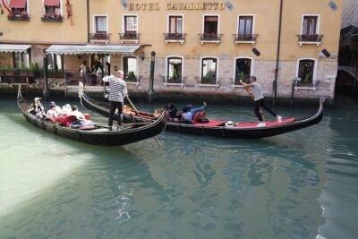 The Heart of Venice: A Self-Guided Audio Tour - How the GPS triggers work while you wander