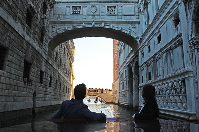 The Secrets of the Grand Canal - Special Private Boat Tour - Bridge of Sighs: a quick look with big emotional context