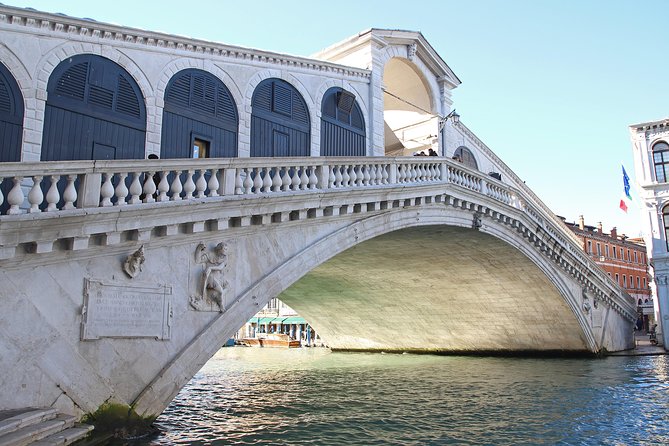 Tour of The Real Hidden Venice - Rialto Bridge and the Market: A Famous Finish With Real Context