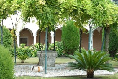 Tour to the islands of San Servolo and San Lazzaro degli Armeni - San Servolo: a monastic island that became a medical-and-military site