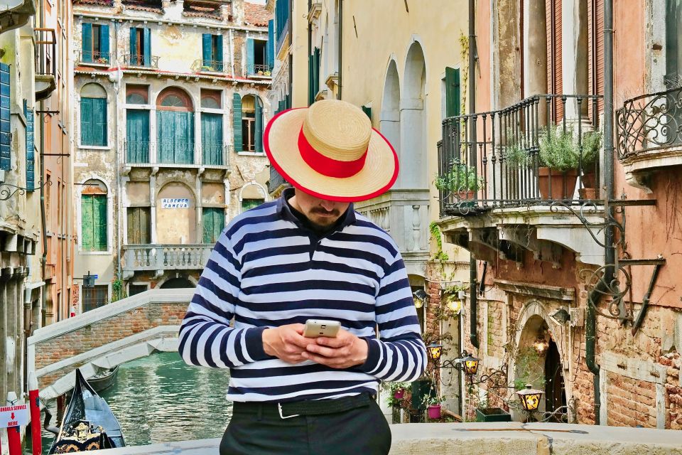 Venetian Private Sandolo tour - What to Bring (and What to Leave Behind)