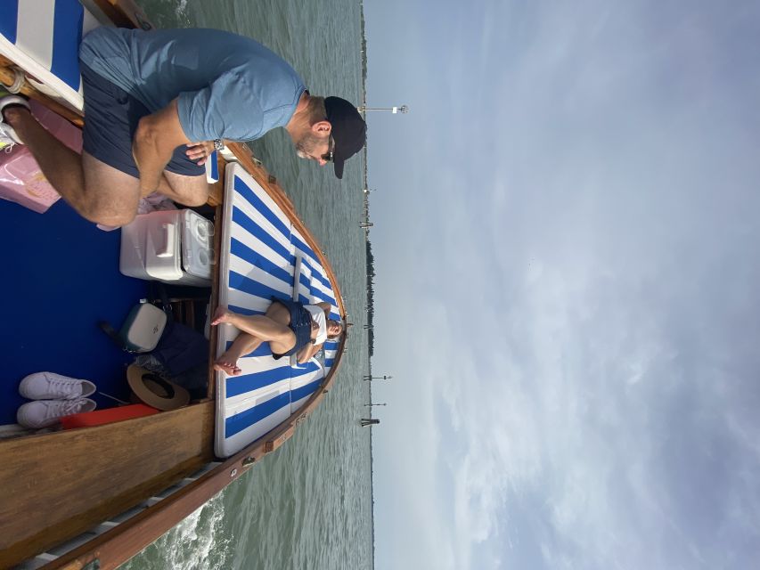 Venezia: Tour privato in Barca a Murano, Burano e Torcello - Pierangelo’s approach: local shortcuts and a gentle, careful ride