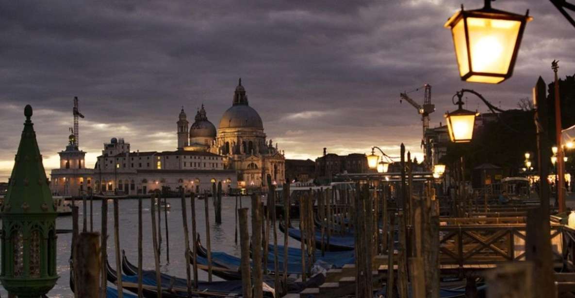Venice: 2-Hour Private Walking Tour at Night - Your Meet Point and What the 2 Hours Actually Covers
