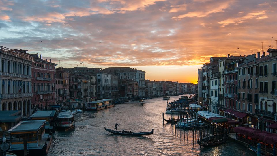 Venice: 3-Hour Private Photo-Walk - Why a private Venice photo-walk beats wandering with a phone