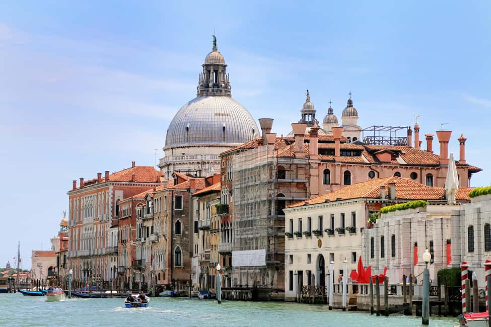 Venice: 30 minutes Enchanting Gondola Ride - Who should book this gondola ride (and who might skip it)