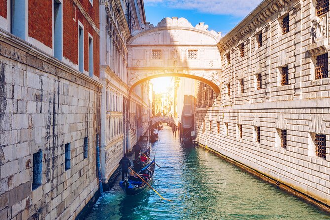 Venice 3,5 hrs tour: Doge's Palace, St Mark's and Hidden Gems - Price and value: is $163.33 worth it for 3.5 hours?