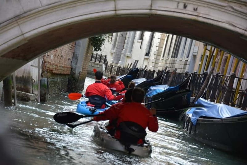 Venice: 60' Quick Kayak Tour of Venice with guide - Paddling Cannaregio: The Water-Level Side of Venice