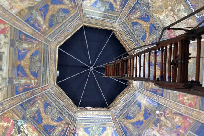 Venice Art Biennale 2026 Guided Tour with a Licensed Guide - Stop 1: Giardini della Biennale and the art of getting oriented