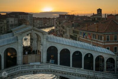 Venice, Bacaro Tour: Food and Wine tasting with Local Guide - Your 75 Minutes: How the Tastings Unfold
