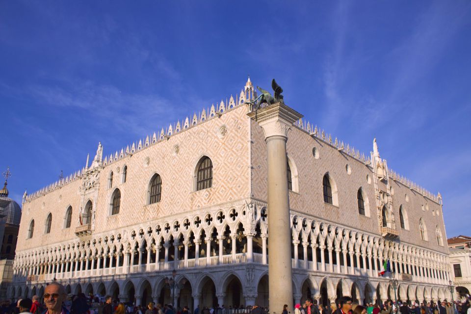Venice: Basilica and Doge's Palace Tour with Gondola Ride - St. Mark’s Basilica: what the guide will help you see