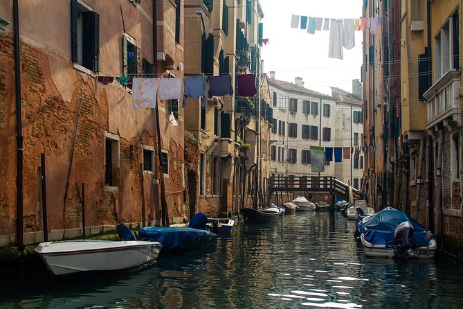 Venice Boat Tour on Grand Canal with Local Guide - Small Group Comfort: Why Max 8 People Changes the Whole Ride