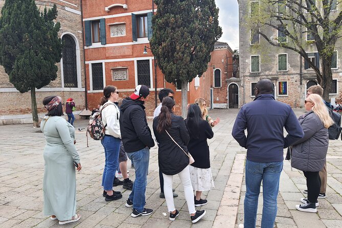 Venice City Highlights Small Group Tour with a local guide - San Pantalon area: how the tour sets the tone