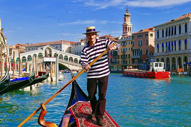 Venice: Classic 30-Minute Gondola Ride Through the Canals - Route highlights on the Grand Canal and around Fenice